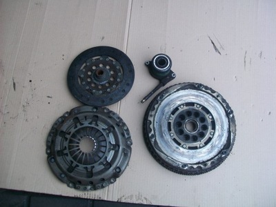 Зчеплення колесо двомасовий volvo v70 i 97-00 2.4 фото №1