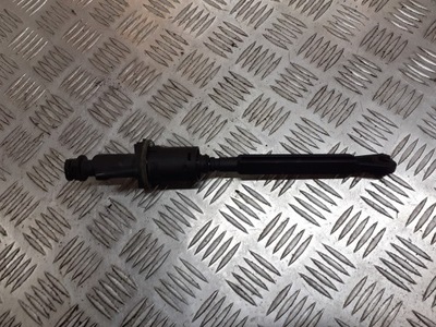 Помпа зчеплення citroen c4 1.4 фото №1