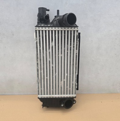 Інтеркулер hyundai tucson 20- 282702m400 фото №1