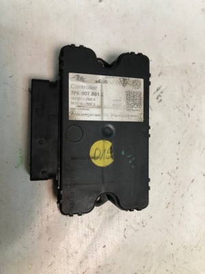 Блок управления тормоза ручного touareg volkswagen оригинальный номер 7p0907801c фото №1