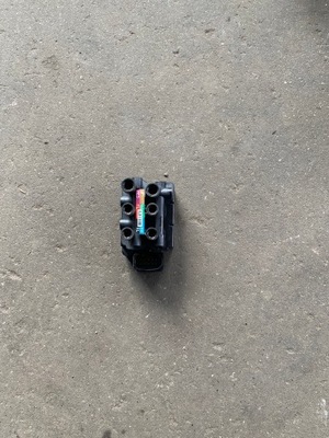 Audi a8 d5 распределитель пневматика 4n0616013a фото №1