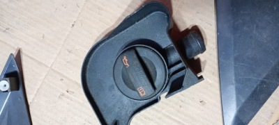 Кришка оливи mercedes sprinter crafter 906 06-17 рік злив 03l115308 2,0 фото №1