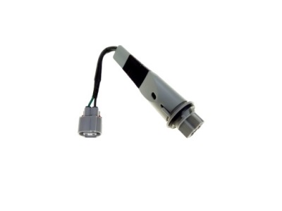 Prius plus цоколь лампочка поворотник лампа фото №1