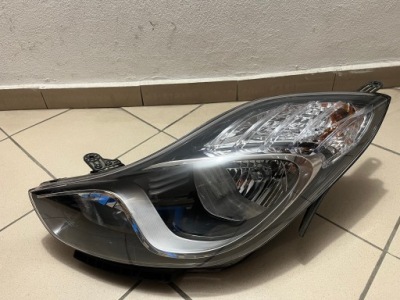 Hyundai ix20 ix-20 10- лампа передняя перед левая фото №1