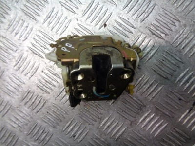 Замок дверь правый перед nissan micra k11 фото №1