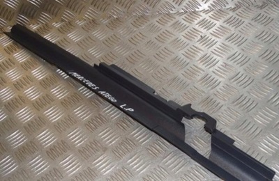 Mercedes atego i 98-04 молдинг панели левый перед фото №1