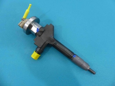 Форсунка mazda 6 i 02-07 mpv ii 99-06 2.0 citd фото №1