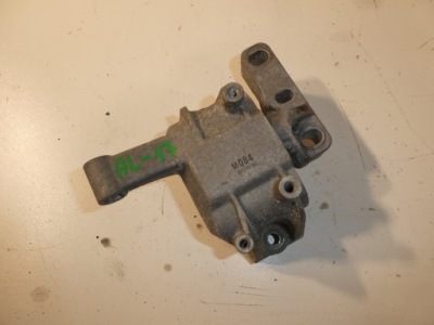 Подушка двигателя vw tiguan 5n0199262f фото №1