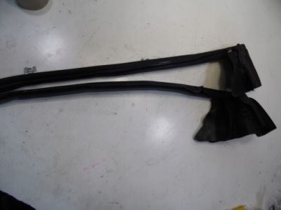 Прокладка ущільнювачі скло задня mercedes w238 cabrio фото №1