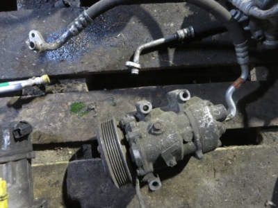 Peugeot 307 2.0hdi компресор кондиціонера 9647213380 x фото №1
