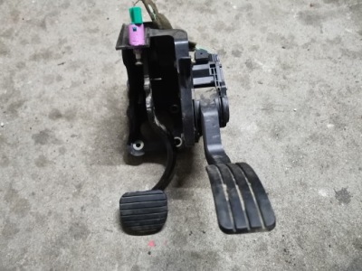 Laguna iii педаль педали потенциометр газа тормоза фото №1