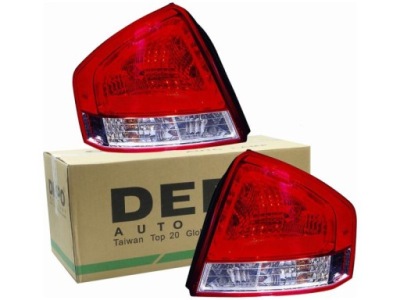 Лампы задняя kia cerato i 04-08 liftback фото №1