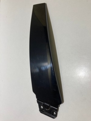 Maserati ghibli iii 2013+ захист стійка перед правий 6700247870 фото №1