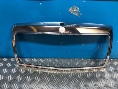 MERCEDES W124 GRILL ATRAPA CHŁODNICY RAMKA CHROM 1248880223