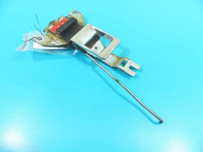 Ручка крышки задняя mitsubishi pajero i 82-91 фото №1