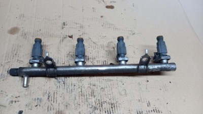 Mercedes w168 молдинг упорскування 1.4 96614001 фото №1