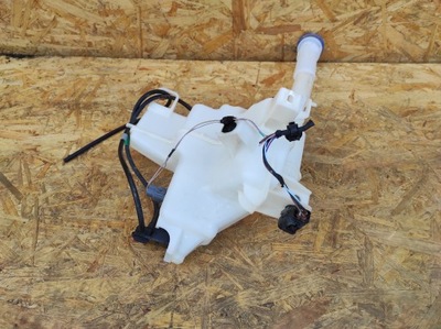 Бак омивача mazda cx30 фото №1