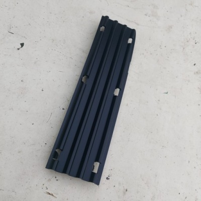 Решітка бампер перед права partner berlingo 08- фото №1