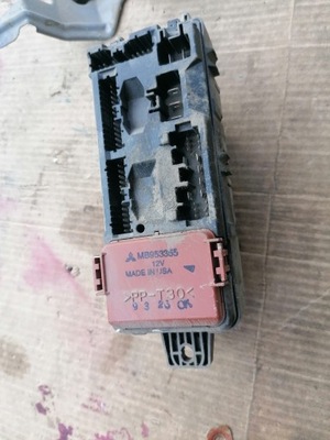 Коробка запобіжників mitsubishi carisma mb953355 фото №1