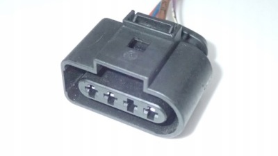 Колодка штекер соединитель audi vw 1j0973724 фото №1