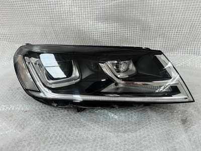 Vw touareg lift правая лампа ксенон фото №1
