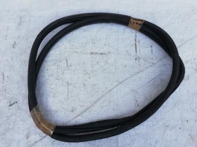 Прокладка двері лівий задня kia ceed ii 12-17 kombi фото №1