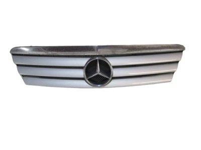 РЕШЁТКА РЕШЁТКА MERCEDES-BENZ A W168 97-04 1688800083 A1688800083