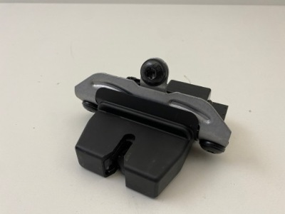 Ford puma замок кришки багажника кронштейн 19- фото №1