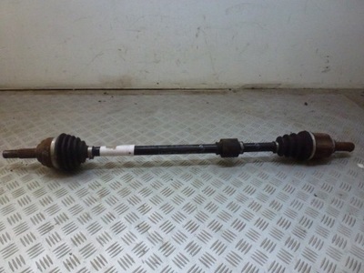 Привідний вал правий перед nissan note e12 39268au105 фото №1