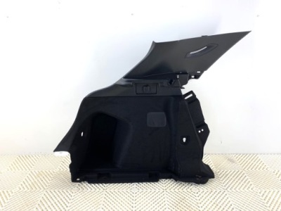 Обшивка багажника лівий lexus lbx crossover 62472-52570 накладка фото №1