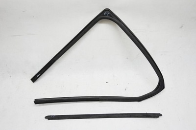 Прокладка двері права задня dacia duster ii фото №1