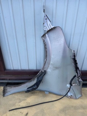 Peugeot 208 i петля капот правий колір kck фото №1