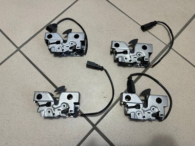 Skoda rapid 5ja замок капот засов фото №1