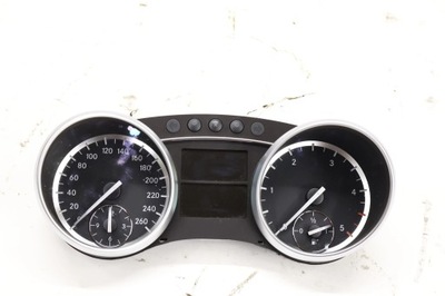 Mercedes r w251 лічильник a1649008300 фото №1