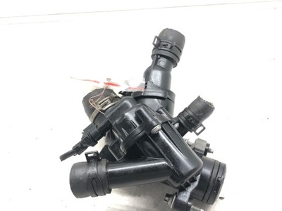 Корпус термостата mercedes c117 13-19 фото №1