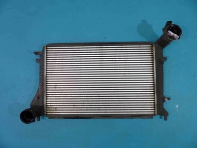 Интеркулер vw golf v 5+ plus 2.0 tdi 140km фото №1