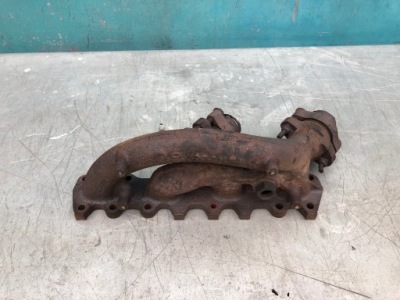 Mercedes w124 купе 2,2 колектор випускний фото №1