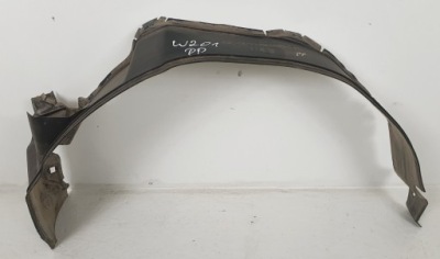 Підкрилок правий перед mercedes w201 фото №1