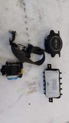 Подушка водителя pas air bag kia carens iv 2013- фото №1