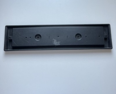 Tesla model x 2021- рамка pod номерной знак задняя 1657971-00-a 1657963-00-a фото №1