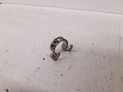 Клипса форсунки ford c-max фото №1