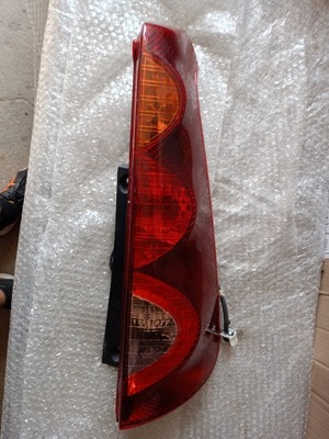 Лампа правий задня nissan note e11 фото №1