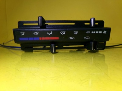 Панель керування вентиляція suzuki swift nr1551 фото №1