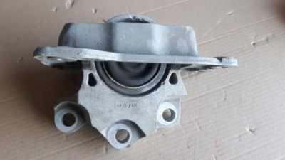 Кронштейн подушка двигуна volvo xc90 ii 31339949 фото №1