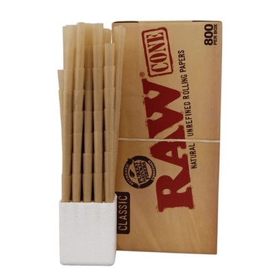 RAW CLASSIC CONE skręcone bibułki 800 sztuk