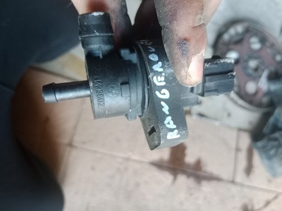 Клапан вакуумa bmw range rover l322 4.4 v8 фото №1