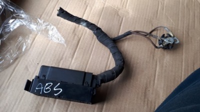 S6 c7 4g a6 штекер насоса гальмівний a7 4g s7 фото №1