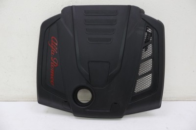 Alfa romeo giulia 2.0t захист кришка двигуна фото №1