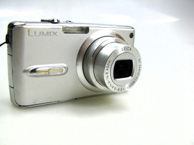 Aparat Panasonic Lumix DMC-FX07 aparat foto