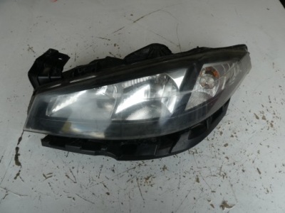 Renault laguna ii lift лампа левый перед 98032227 фото №1